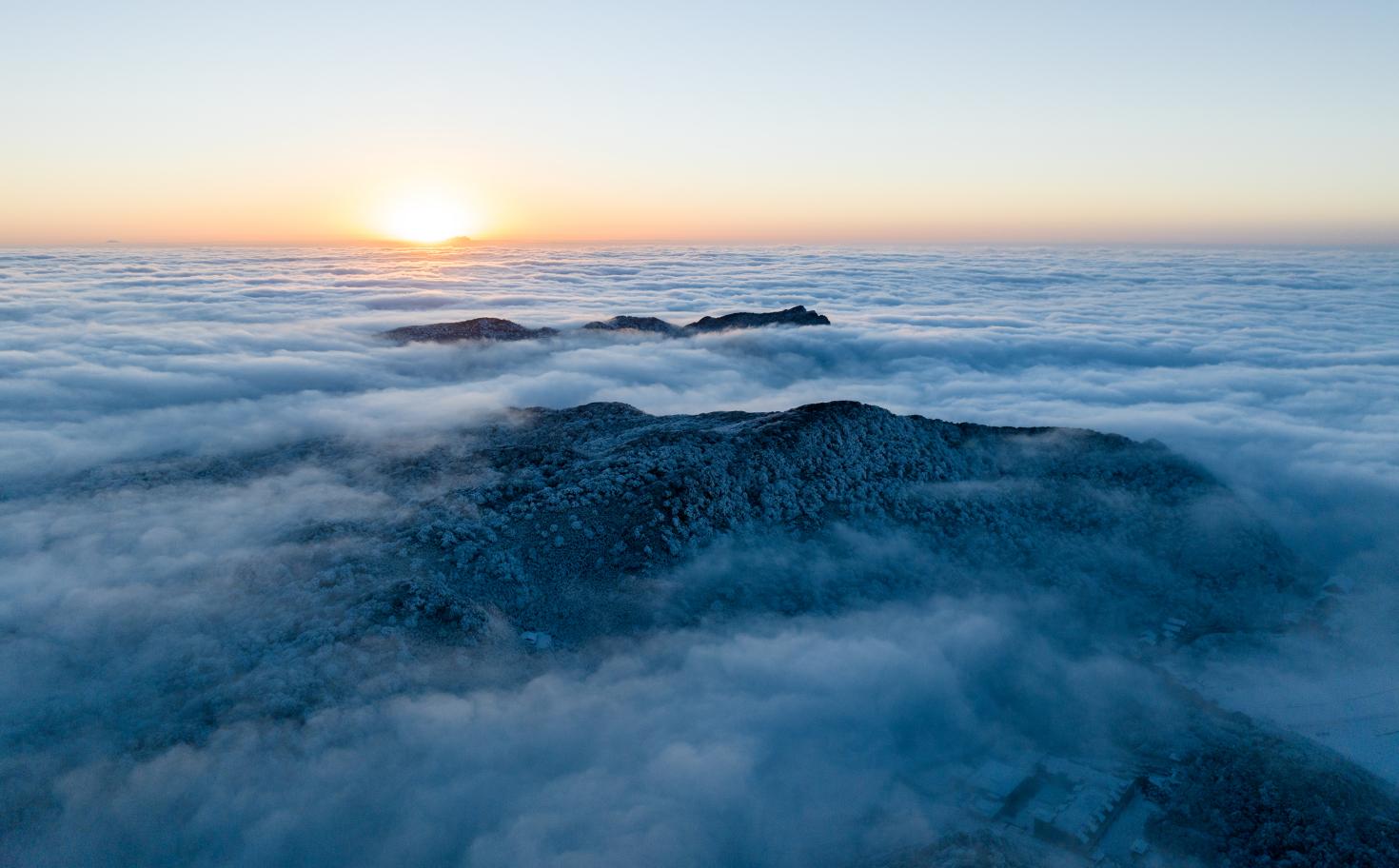重庆金佛山冰雪盛宴已备好，等你开启元旦之旅！